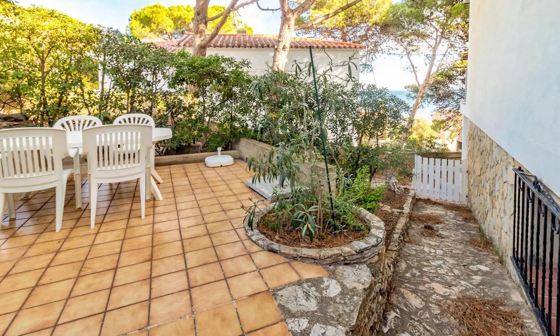 Carboneras 53 Apartamento Con Terraza Y Vistas Llanca Apartment