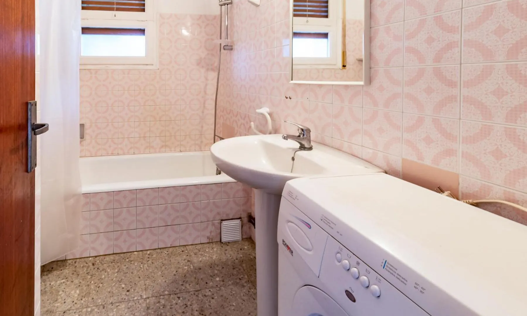 Carboneras 53 Apartamento Con Terraza Y Vistas Llança